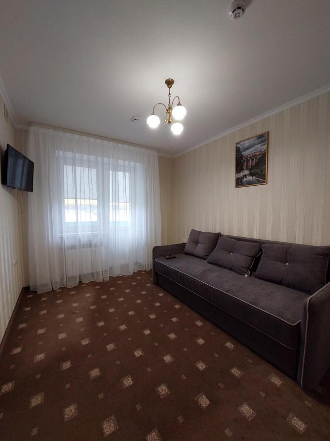 Apart-Hotel 24/7 Kamianets-Podilskyi Exterior foto